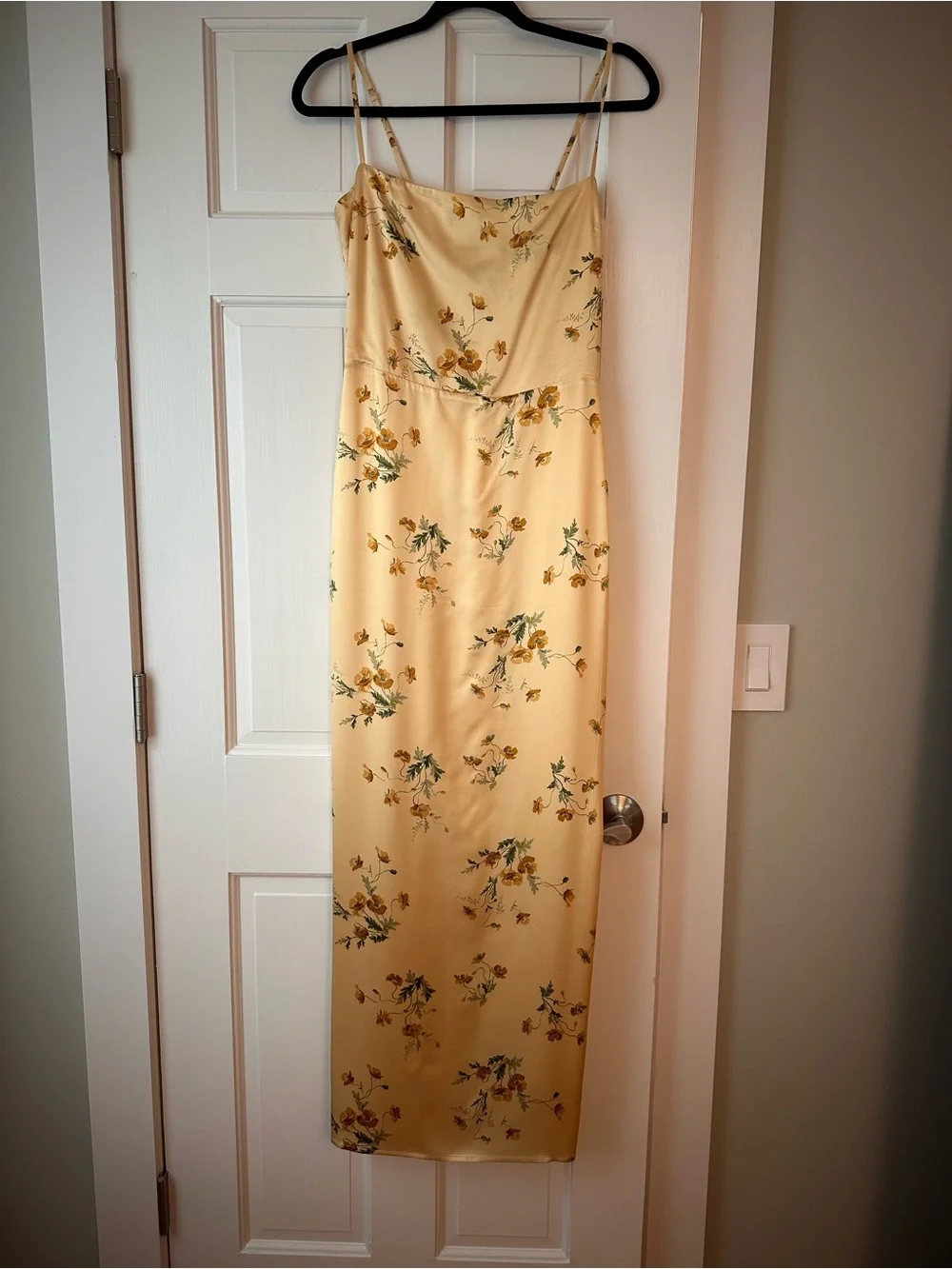 Reformation Frankie Silk Dress - Picture 4 of 9
